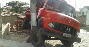 Caminhão
