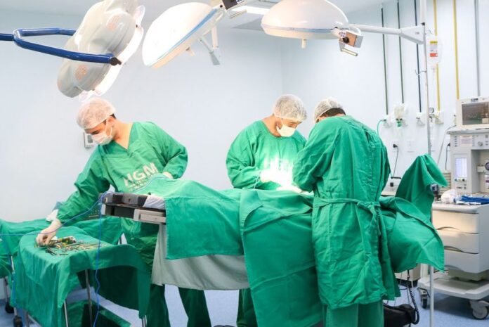 cirurgia_opera_paraiba