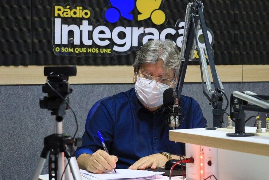 joao_azevedo_mascara