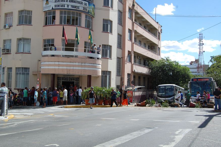 prefeitura_de_campina_grande (1)